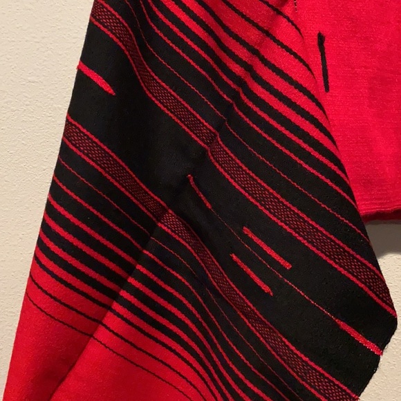 Handmade unisex pancho size one size - Picture 3 of 5